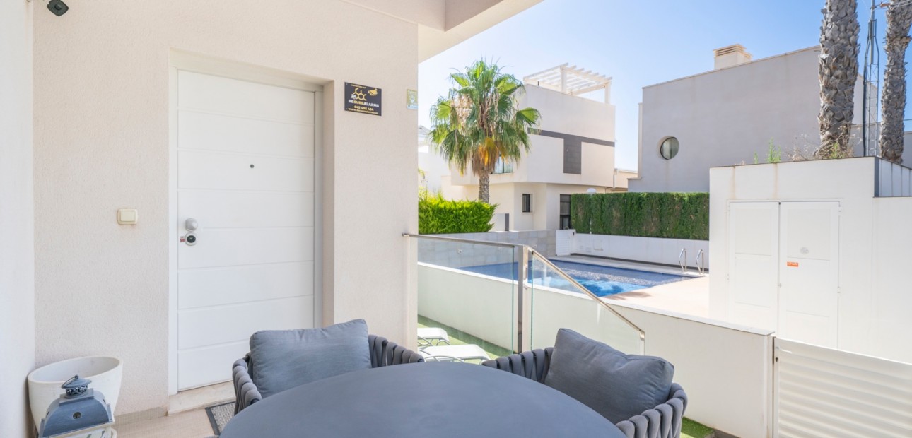Venta - Detached Villa -
Ciudad Quesada - La Laguna