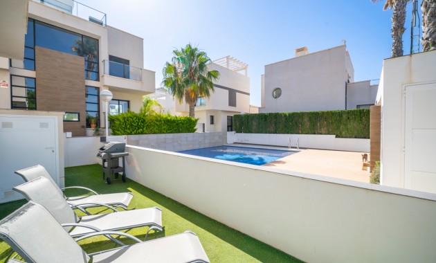 Venta - Detached Villa -
Ciudad Quesada - La Laguna