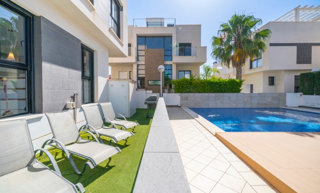 Venta - Detached Villa -
Ciudad Quesada - La Laguna