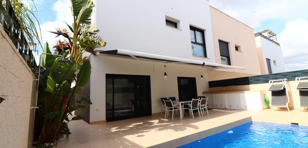 Venta - Semi Detached Villa -
Benijofar - Benijofar - Village