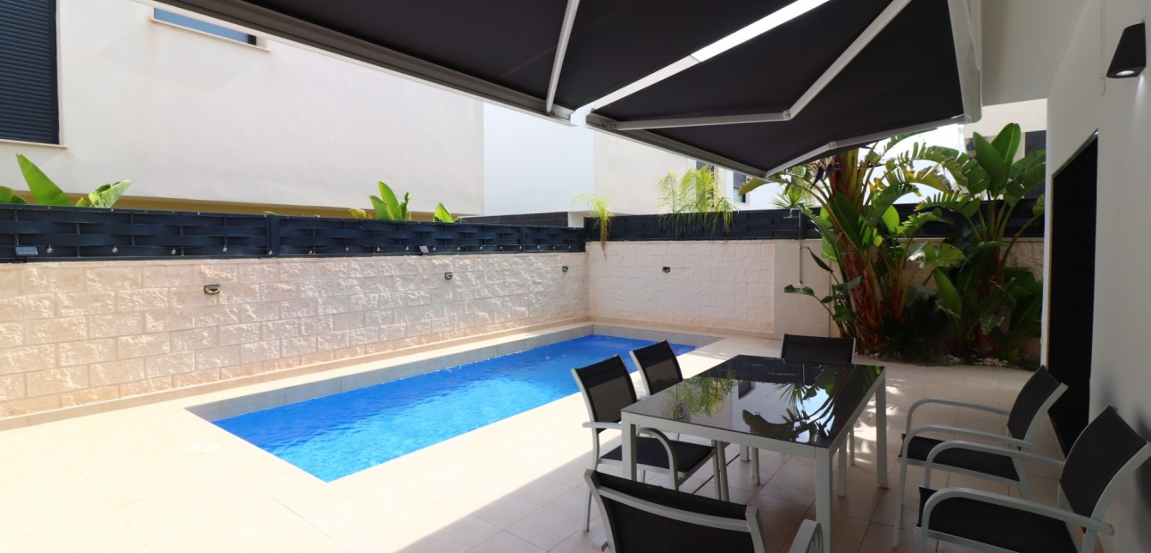Venta - Semi Detached Villa -
Benijofar - Benijofar - Village