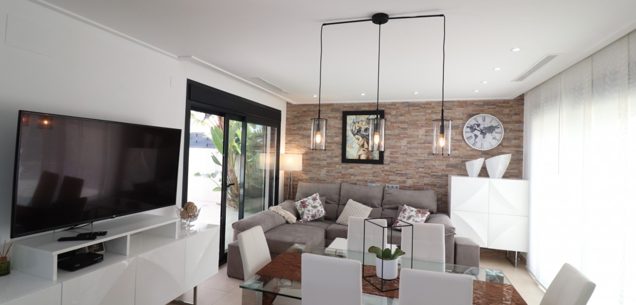 Venta - Semi Detached Villa -
Benijofar - Benijofar - Village