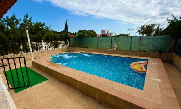 Venta - Finca / Country Property -
San Fulgencio - La Marina