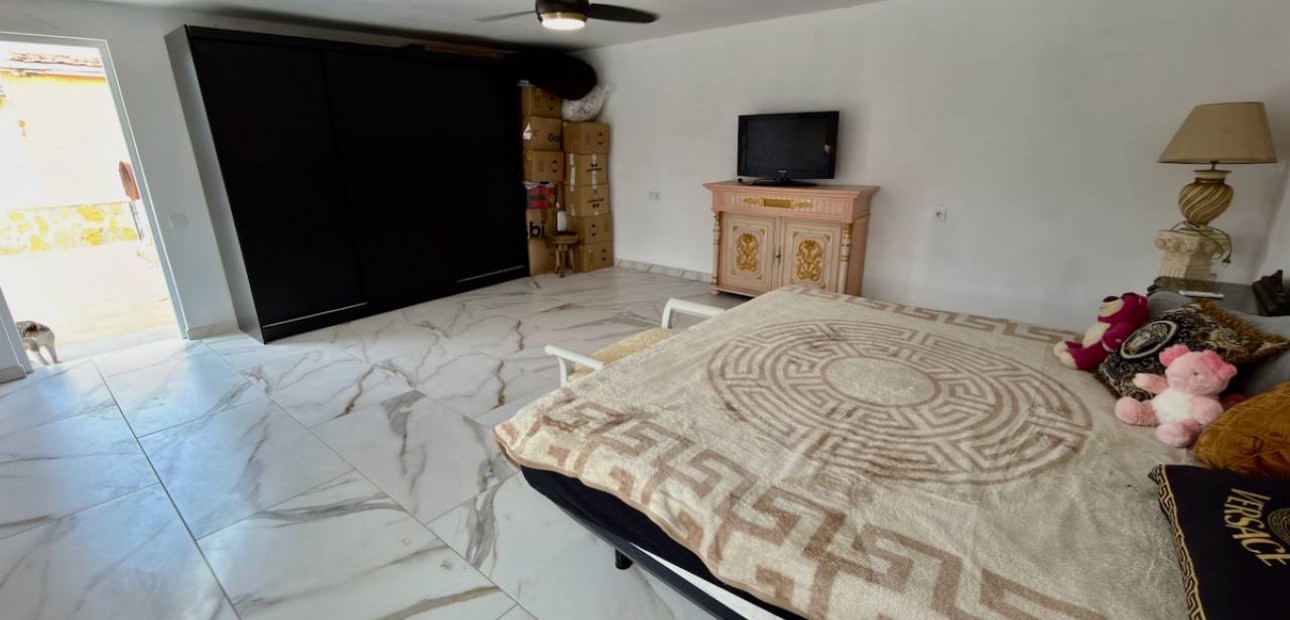 Venta - Finca / Country Property -
San Fulgencio - La Marina
