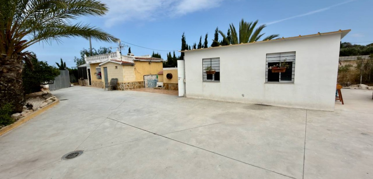 Venta - Finca / Country Property -
San Fulgencio - La Marina