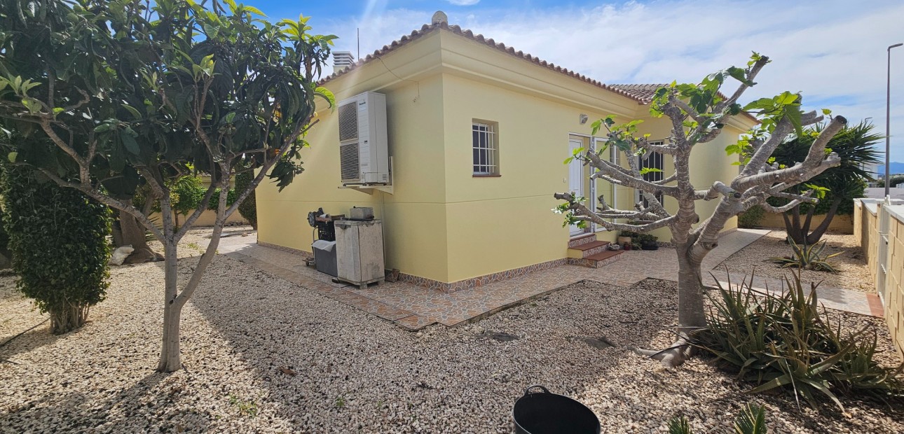 Venta - Detached Villa -
La Marina - La Marina - Urbanization