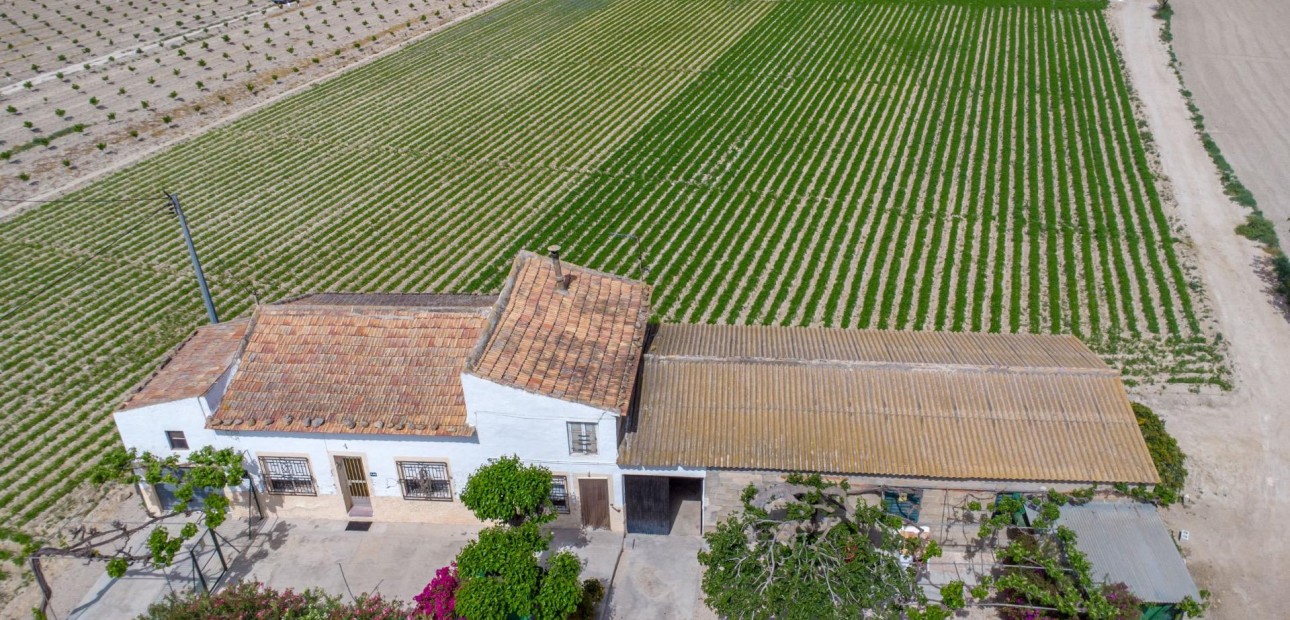 Herverkoop - Country Property -
Orihuela - Desamparados-Hurchillo-Torremendo