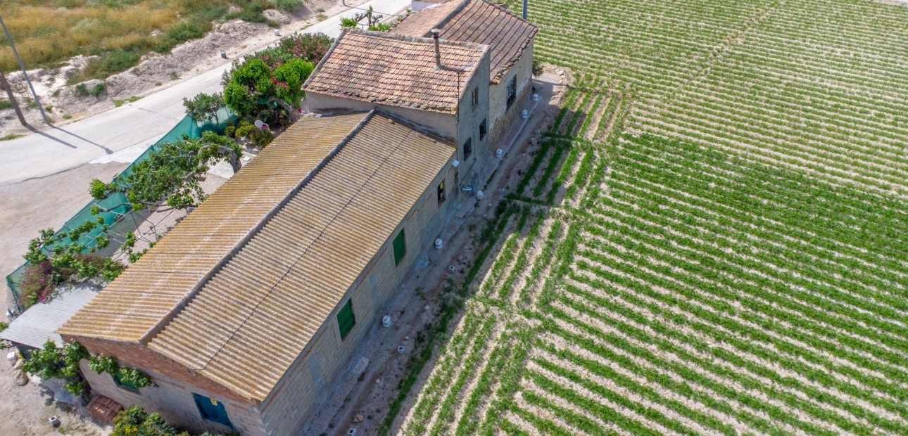 Herverkoop - Country Property -
Orihuela - Desamparados-Hurchillo-Torremendo