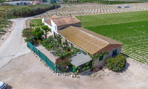 Herverkoop - Country Property -
Orihuela - Desamparados-Hurchillo-Torremendo