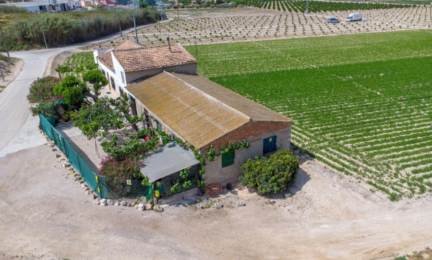 Herverkoop - Country Property -
Orihuela - Desamparados-Hurchillo-Torremendo