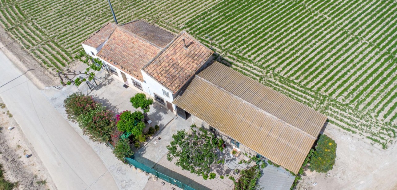 Herverkoop - Country Property -
Orihuela - Desamparados-Hurchillo-Torremendo