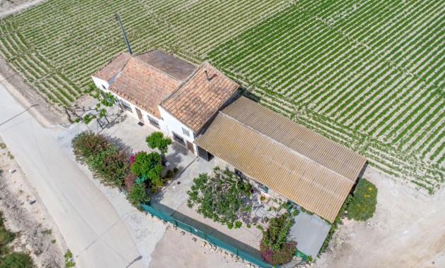 Herverkoop - Country Property -
Orihuela - Desamparados-Hurchillo-Torremendo