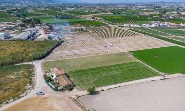 Herverkoop - Country Property -
Orihuela - Desamparados-Hurchillo-Torremendo
