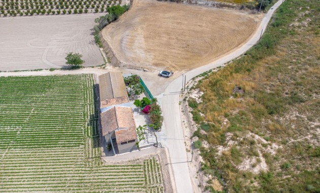 Herverkoop - Country Property -
Orihuela - Desamparados-Hurchillo-Torremendo