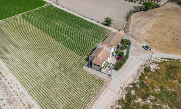 Herverkoop - Country Property -
Orihuela - Desamparados-Hurchillo-Torremendo
