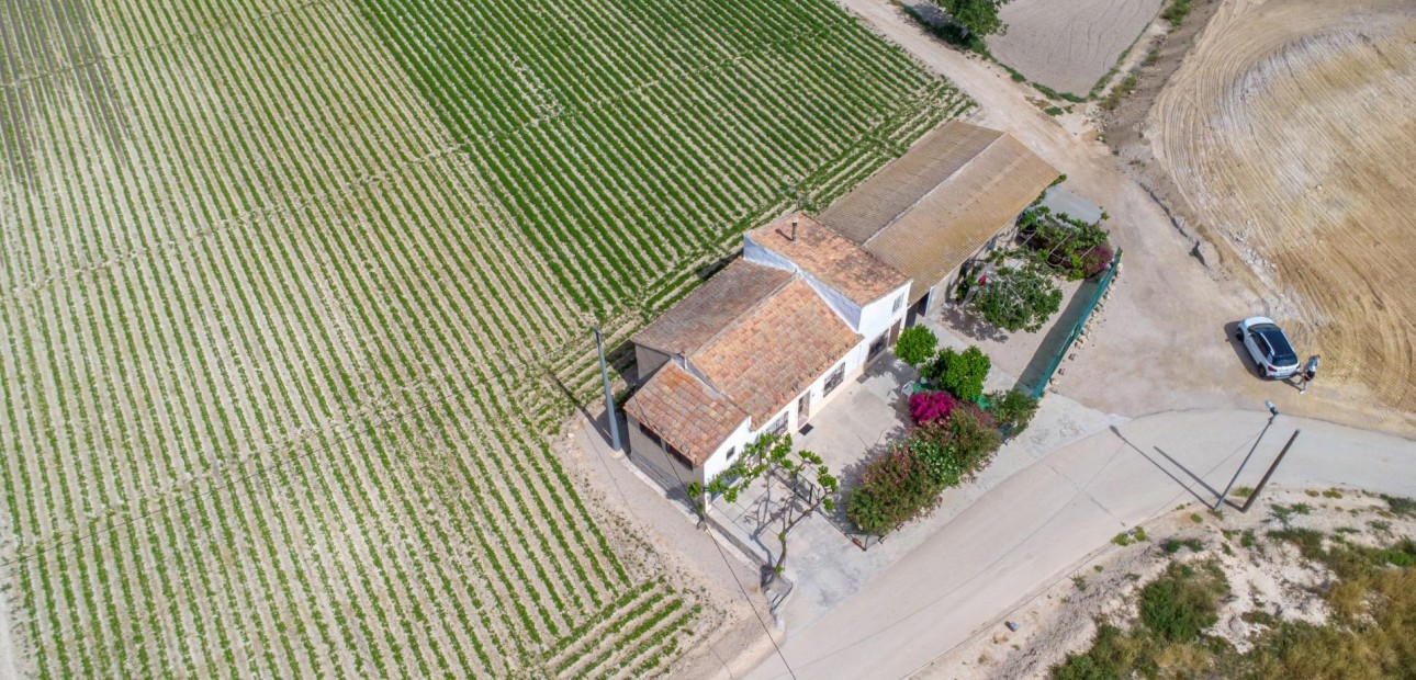 Herverkoop - Country Property -
Orihuela - Desamparados-Hurchillo-Torremendo