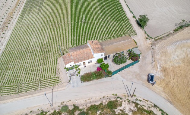 Herverkoop - Country Property -
Orihuela - Desamparados-Hurchillo-Torremendo