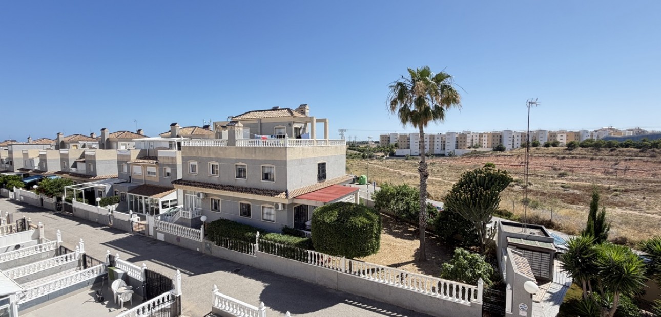 Venta - Adosado -
Orihuela Costa - Playa Flamenca
