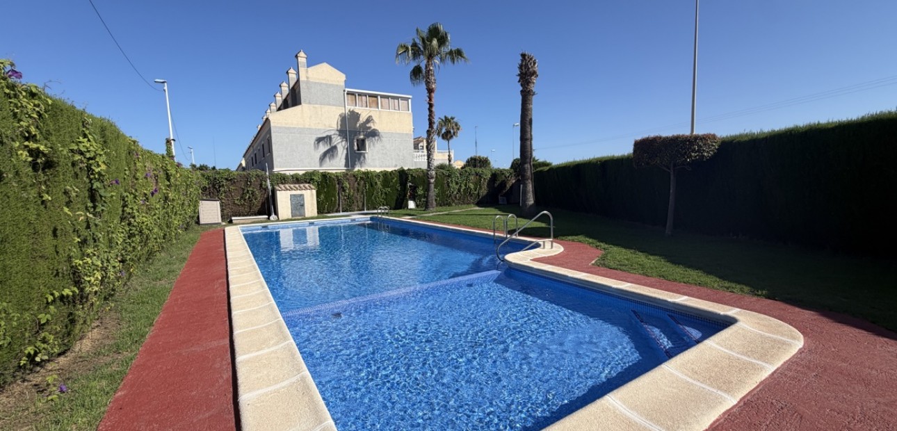 Venta - Adosado -
Orihuela Costa - Playa Flamenca
