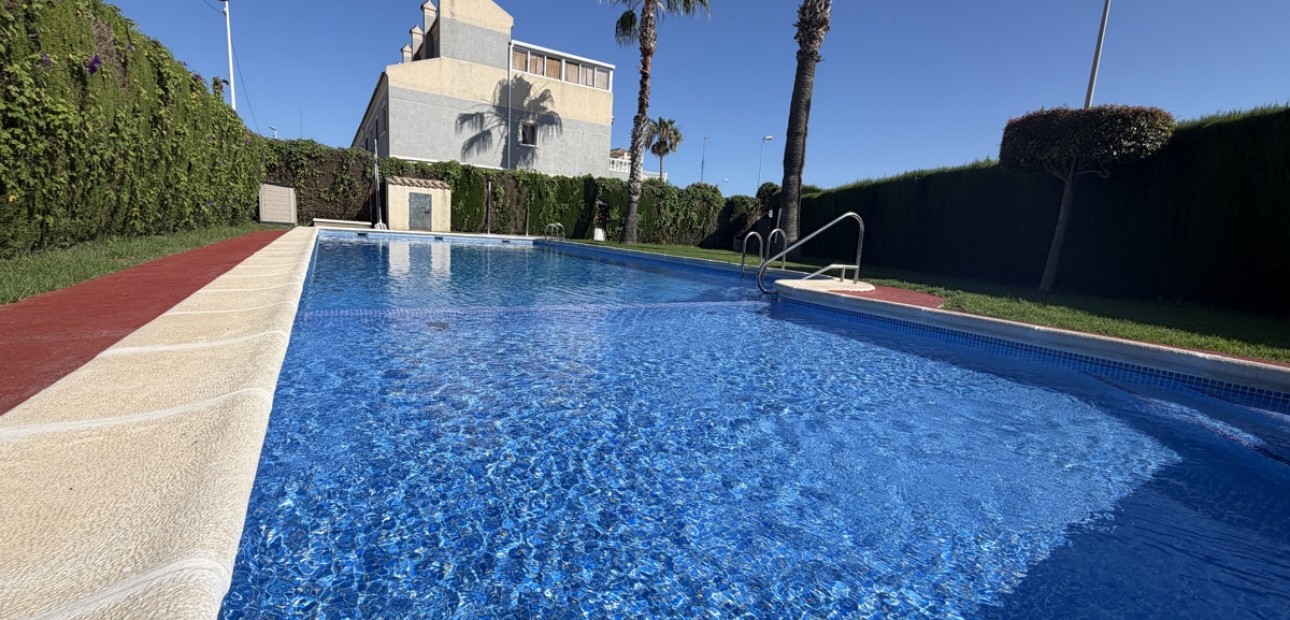 Venta - Adosado -
Orihuela Costa - Playa Flamenca