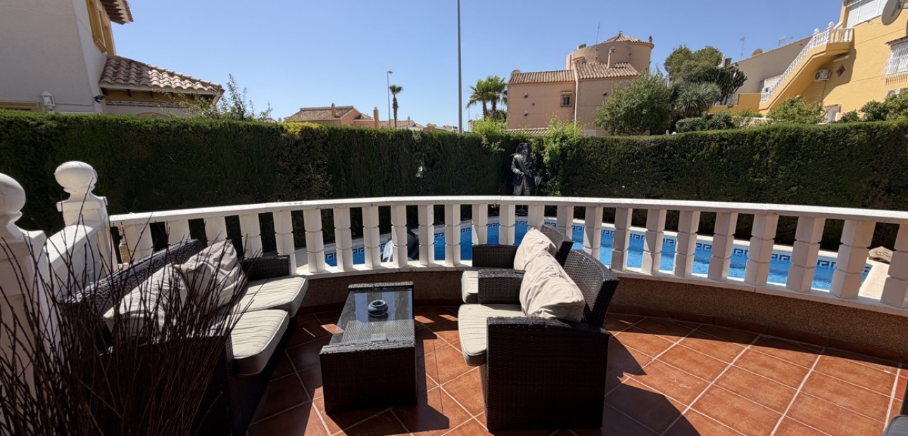 Venta - Detached Villa -
Orihuela Costa - Villamartin