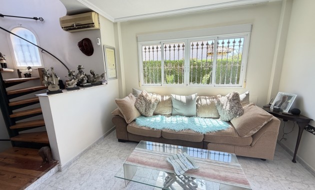 Venta - Detached Villa -
Orihuela Costa - Villamartin