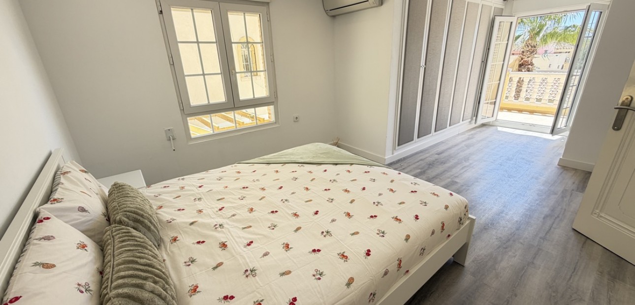 Herverkoop - Detached Villa -
Orihuela Costa - Las Ramblas