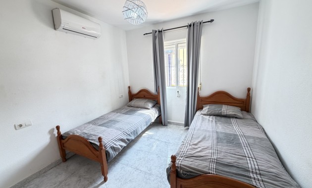 Venta - Detached Villa -
Orihuela Costa - Villamartin