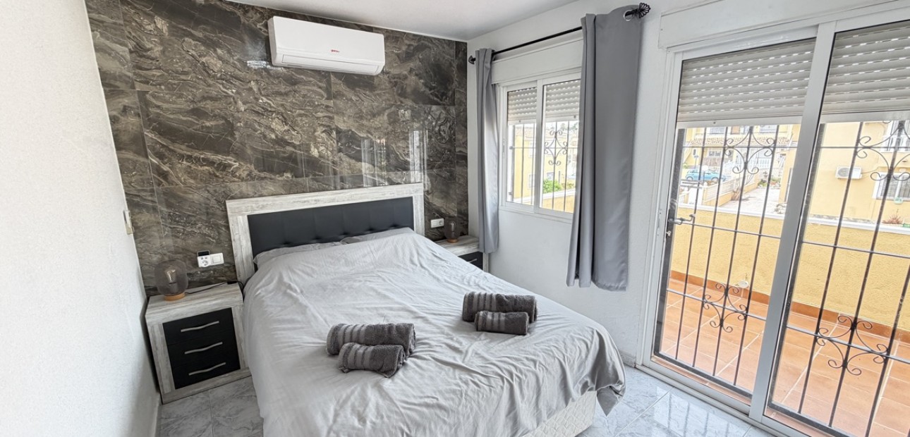 Venta - Detached Villa -
Orihuela Costa - Villamartin