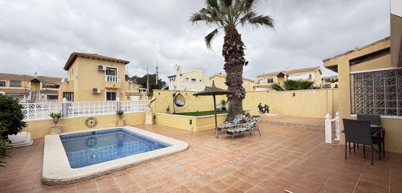 Venta - Detached Villa -
Orihuela Costa - Villamartin