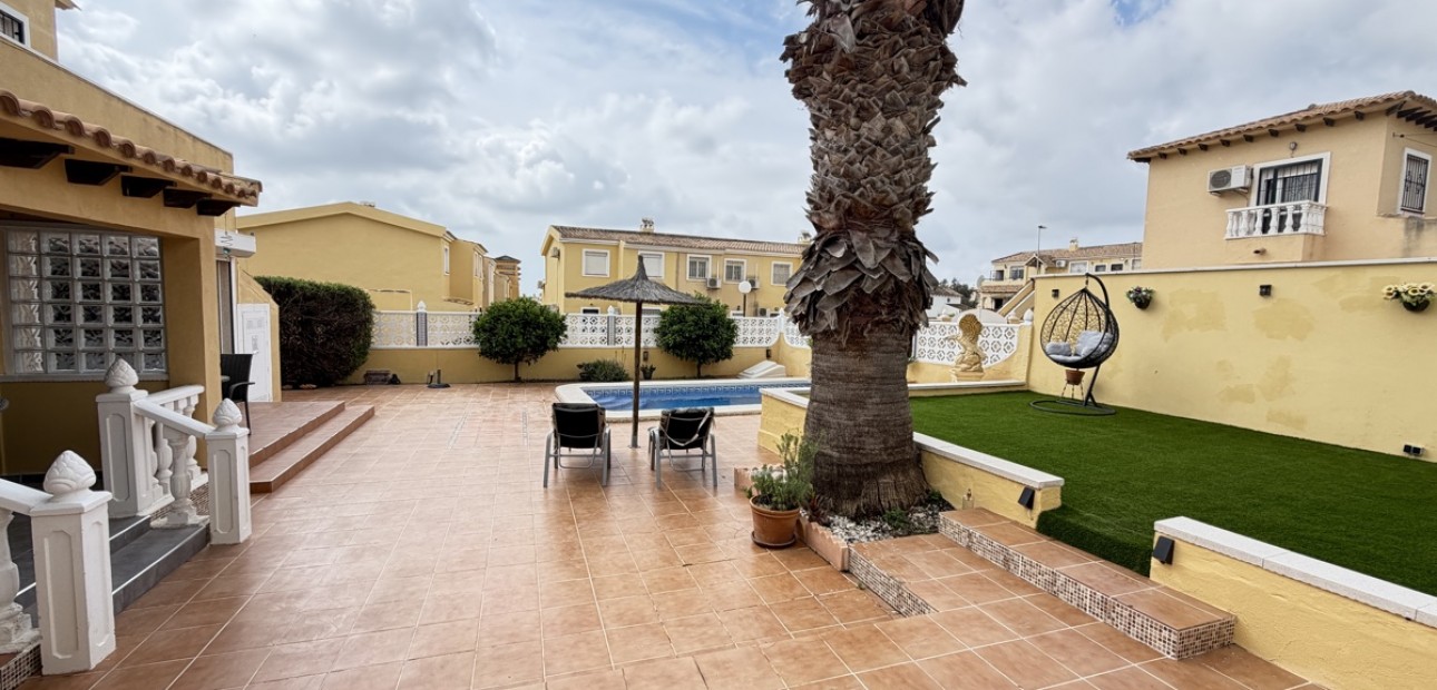Venta - Detached Villa -
Orihuela Costa - Villamartin