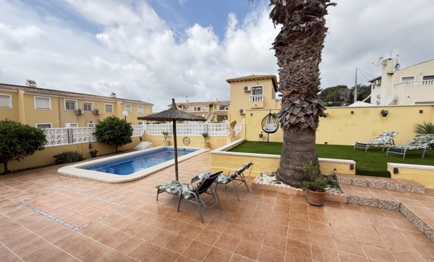 Venta - Detached Villa -
Orihuela Costa - Villamartin