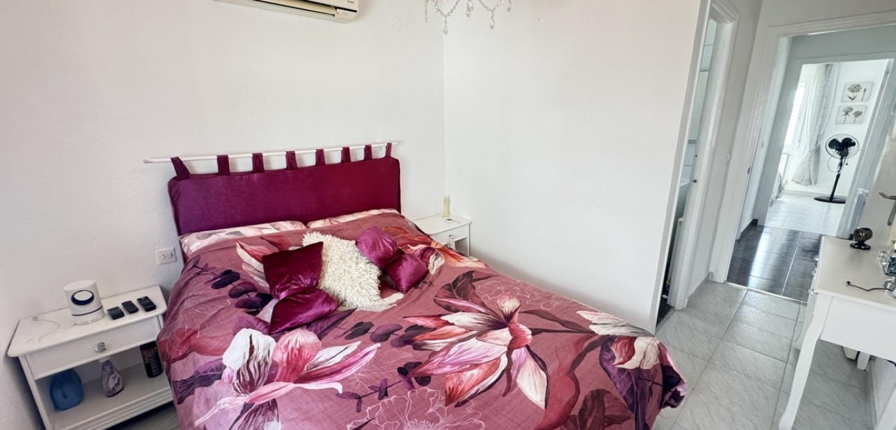 Herverkoop - Detached Villa -
Orihuela Costa - Villamartin