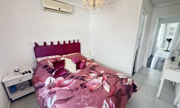 Herverkoop - Detached Villa -
Orihuela Costa - Villamartin
