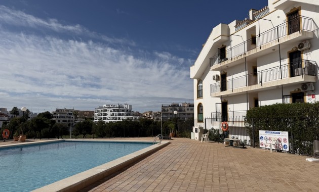 Herverkoop - Appartement / flat -
Orihuela Costa - La Zenia
