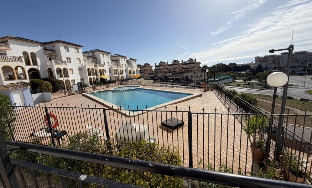 Herverkoop - Appartement / flat -
Orihuela Costa - La Zenia
