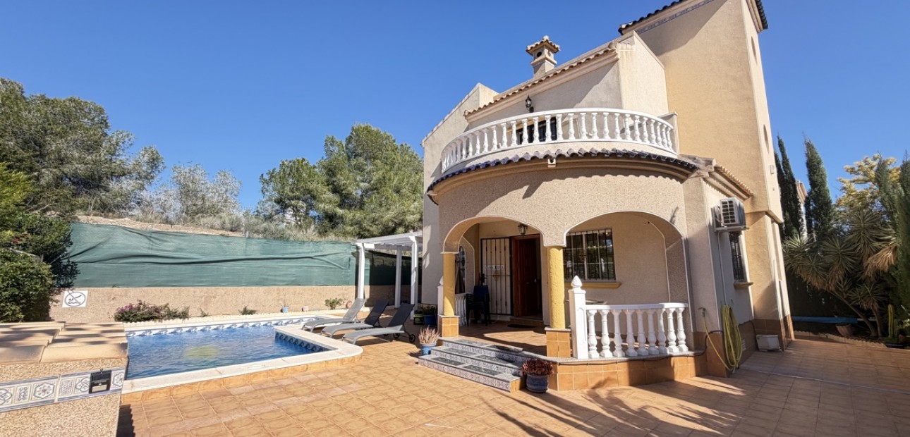 Venta - Detached Villa -
Orihuela Costa - Villamartin