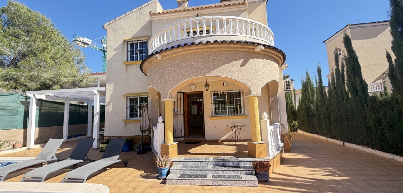 Venta - Detached Villa -
Orihuela Costa - Villamartin