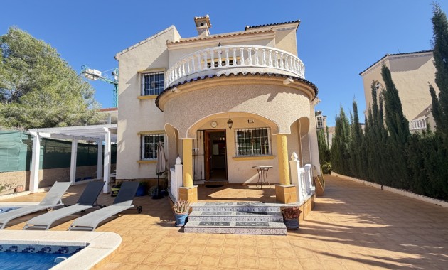 Venta - Detached Villa -
Orihuela Costa - Villamartin