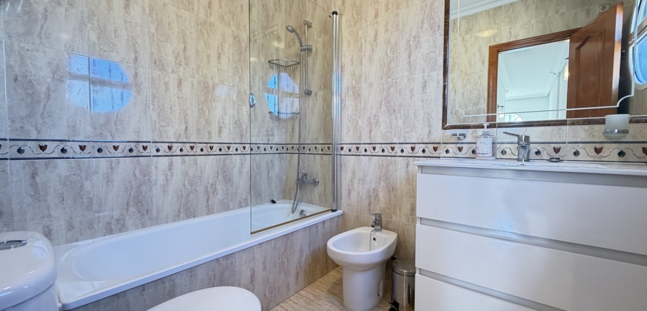 Venta - Detached Villa -
Orihuela Costa - Villamartin