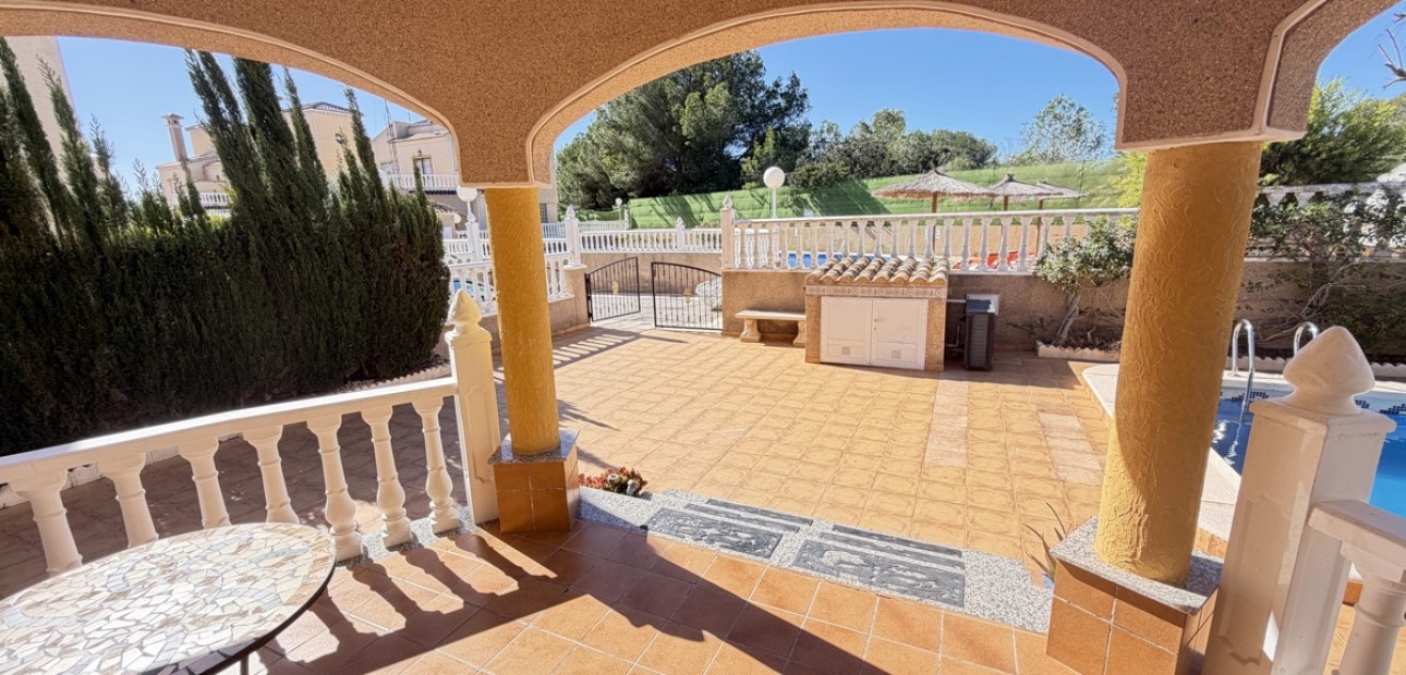 Venta - Detached Villa -
Orihuela Costa - Villamartin