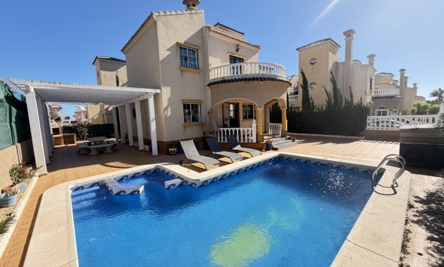 Venta - Detached Villa -
Orihuela Costa - Villamartin