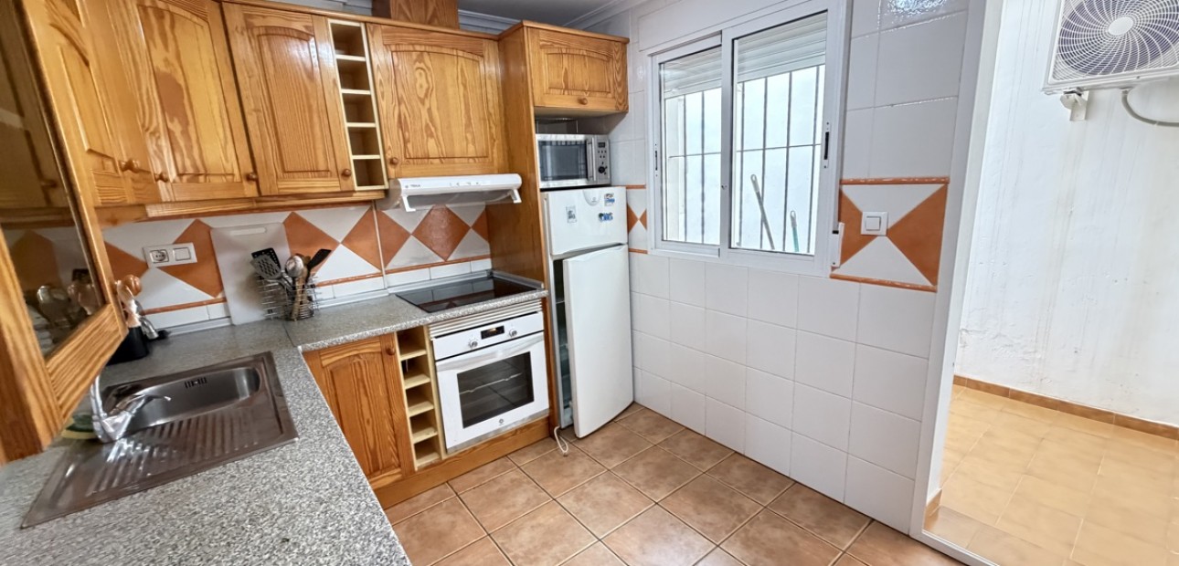 Herverkoop - Herenhuis -
Orihuela Costa - Cabo Roig