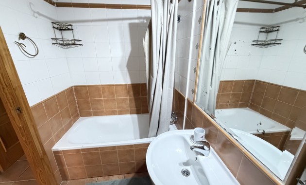 Herverkoop - Herenhuis -
Orihuela Costa - Cabo Roig