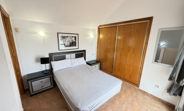 Herverkoop - Herenhuis -
Orihuela Costa - Cabo Roig