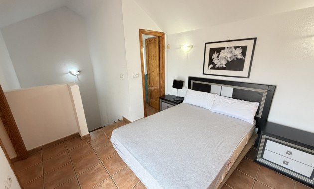 Herverkoop - Herenhuis -
Orihuela Costa - Cabo Roig