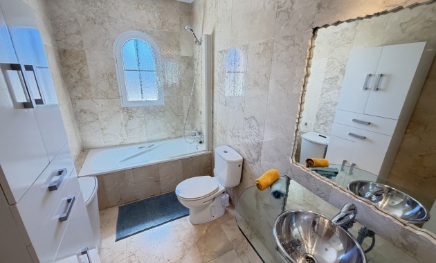 Venta - Adosado -
Orihuela Costa - Las Ramblas