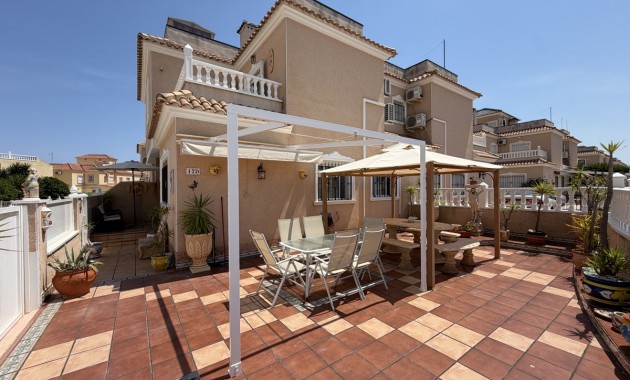 Sale - Quad Villa -
Orihuela Costa - La Zenia