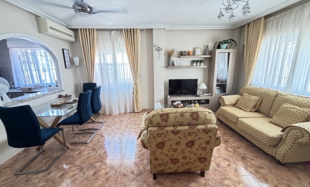 Sale - Quad Villa -
Orihuela Costa - La Zenia
