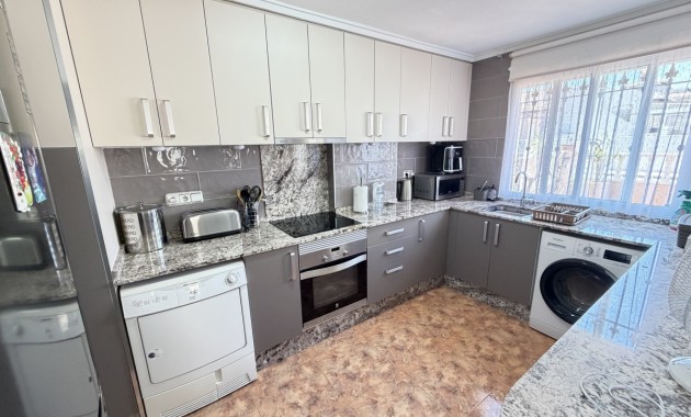 Sale - Quad Villa -
Orihuela Costa - La Zenia